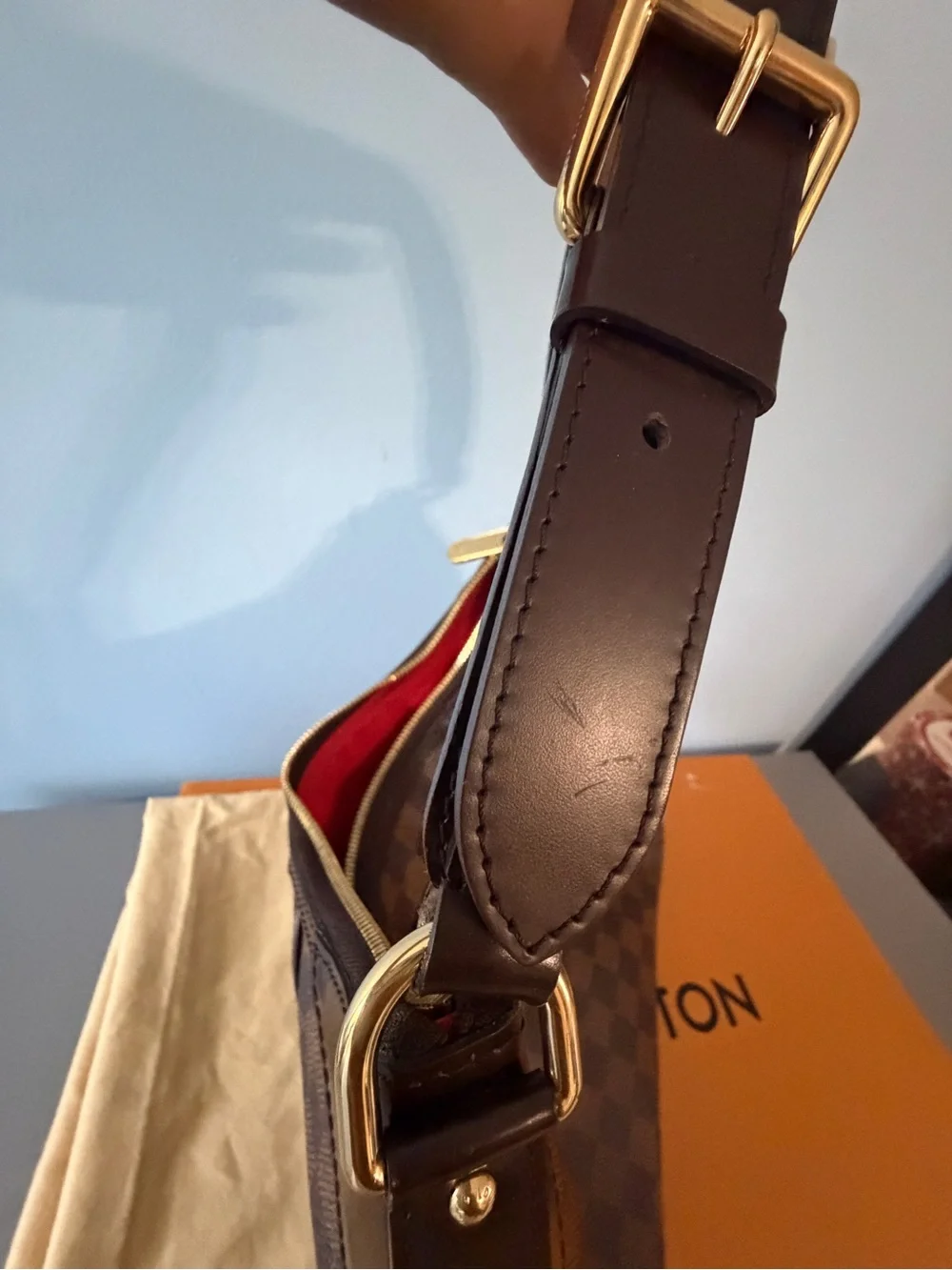 Louis Vuitton Brown Damier Ebene GM Thames Shoulder Bag